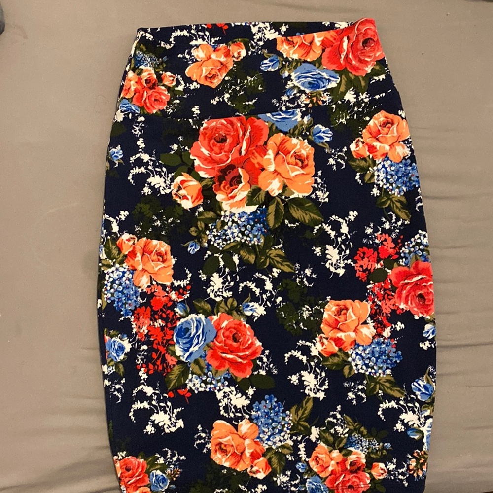 Floral skirt- love J USA, size XL